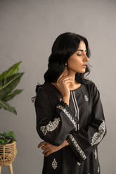 DC-0428 Black Embroidered Kurta